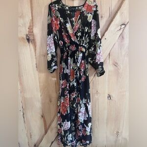 Beautiful v-neck floral dress